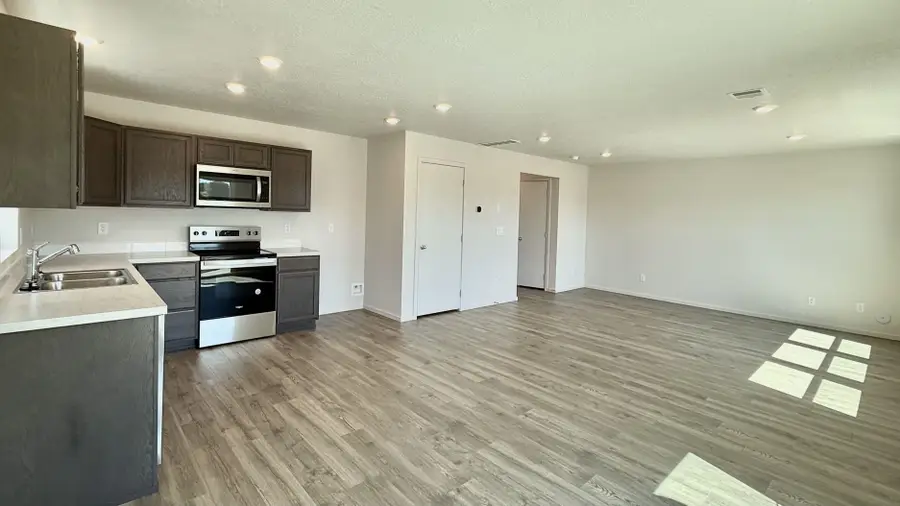 10221 W Sorenstam Rd, Cheney, WA 99004 - Image #2