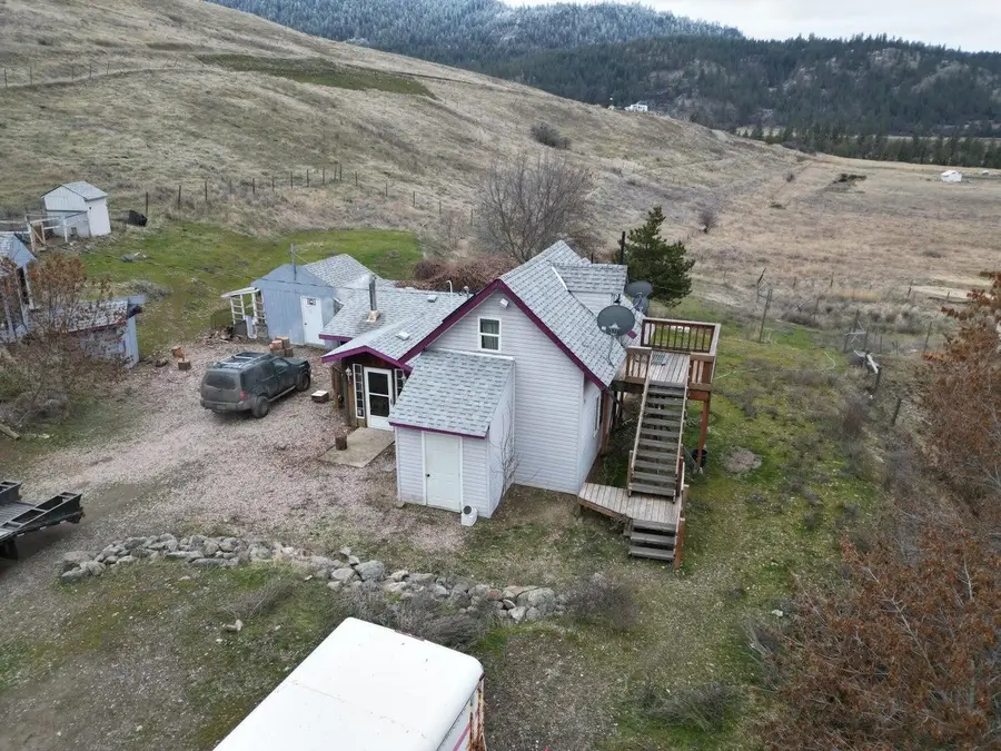 4552 Paradise Way, Hunters, WA 99137-0000 - Image #3