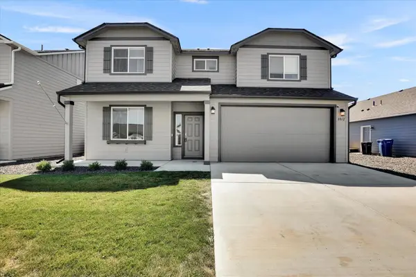 2012 E C St, Deer Park, WA 99006