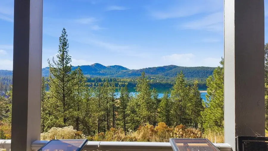 251 W Pleasant Dr, Newport, WA 99156 - Image #2