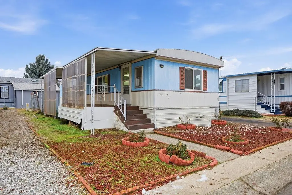 1211 E Lyons Ave, Spokane, WA 99208 - Image #1