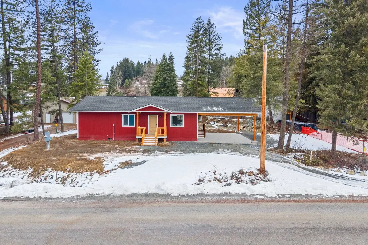 749 N Warren Ave Ave, Newport, WA 99156 - Image #1