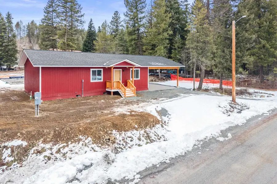 749 N Warren Ave Ave, Newport, WA 99156 - Image #2