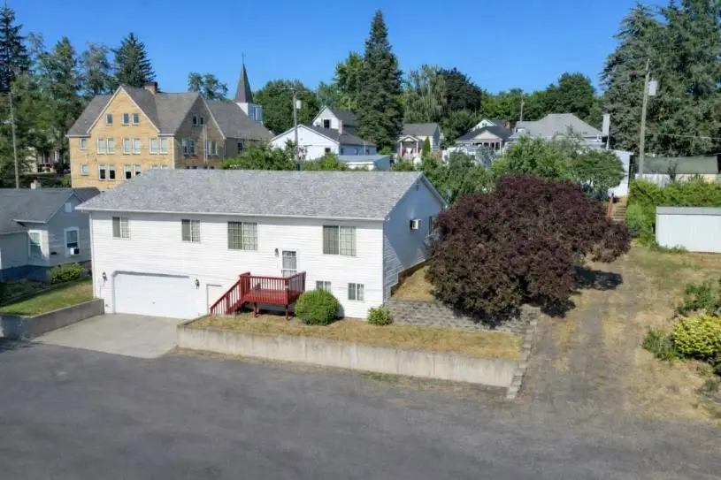 320 S Ramsey St, Tekoa, WA 99033 - Image #3