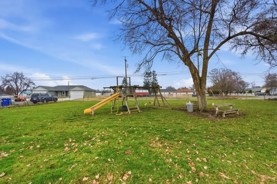 13808 E Rich Ave, Spokane, WA 99216 - Image #2
