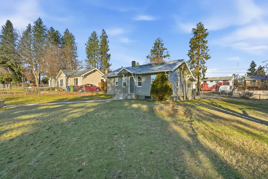 3417 E 35th Ave, Spokane, WA 99223 - Image #3