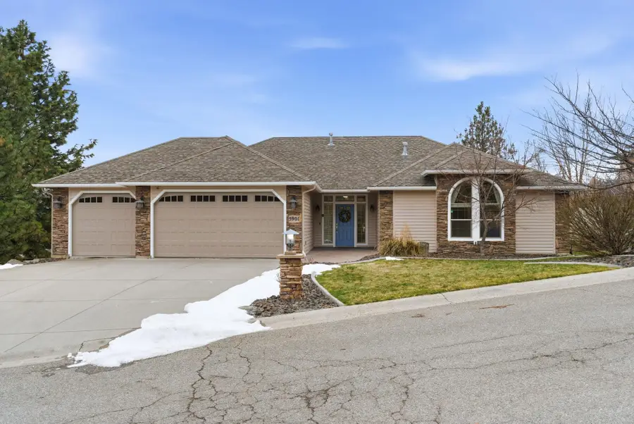 5901 N Vista Grande Dr, Otis Orchards, WA 99027 - Image #2