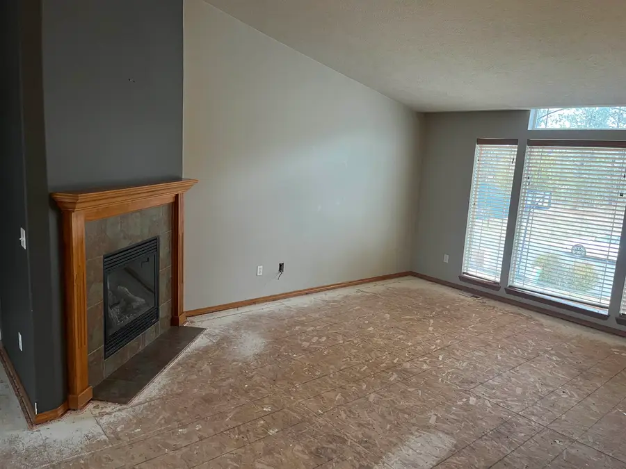 712 E Bonnie Lynn Ln, Colbert, WA 99005 - #3