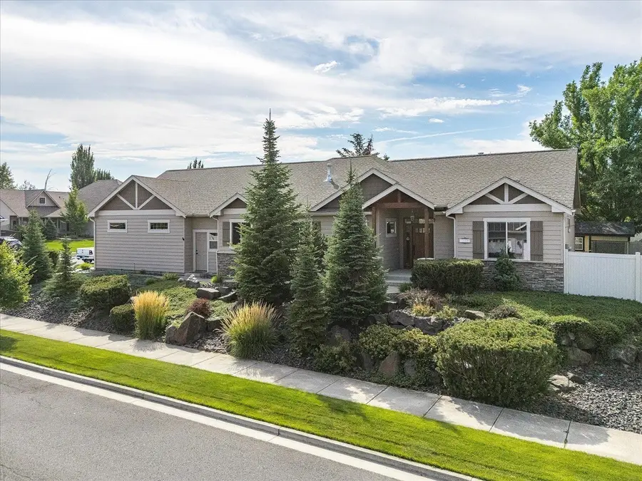 2609 W Hawthorne Rd, Spokane, WA 99208 - Image #3