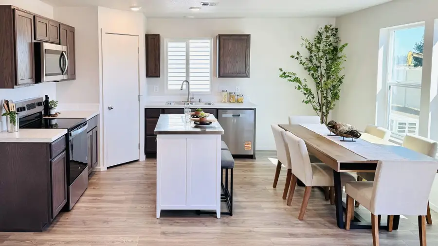 5883 S Zabo Rd, Spokane, WA 99224 - Image #3