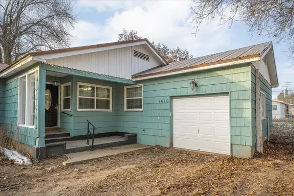 1010 W Clay Ave, Chewelah, WA 99109