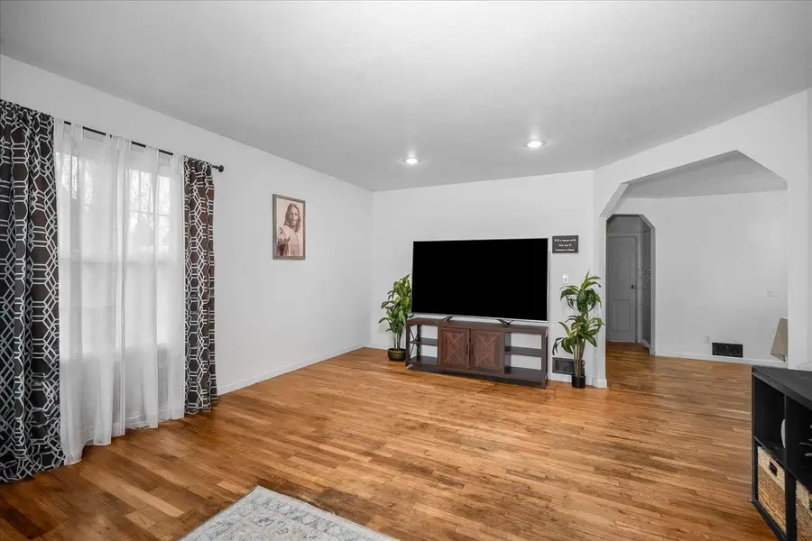 1010 W Clay Ave, Chewelah, WA 99109 - #3