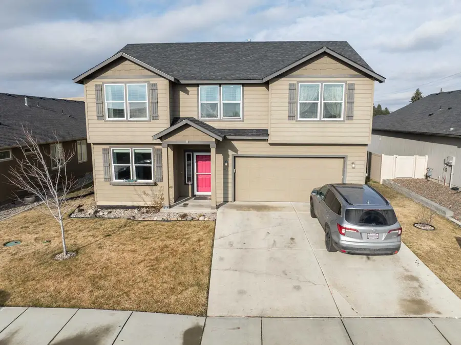 671 Condor Dr, Cheney, WA 99004 - Image #2