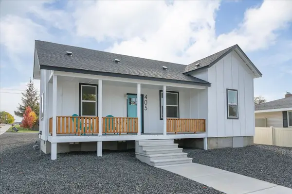 405 W 2nd St, Sprague, WA 99032