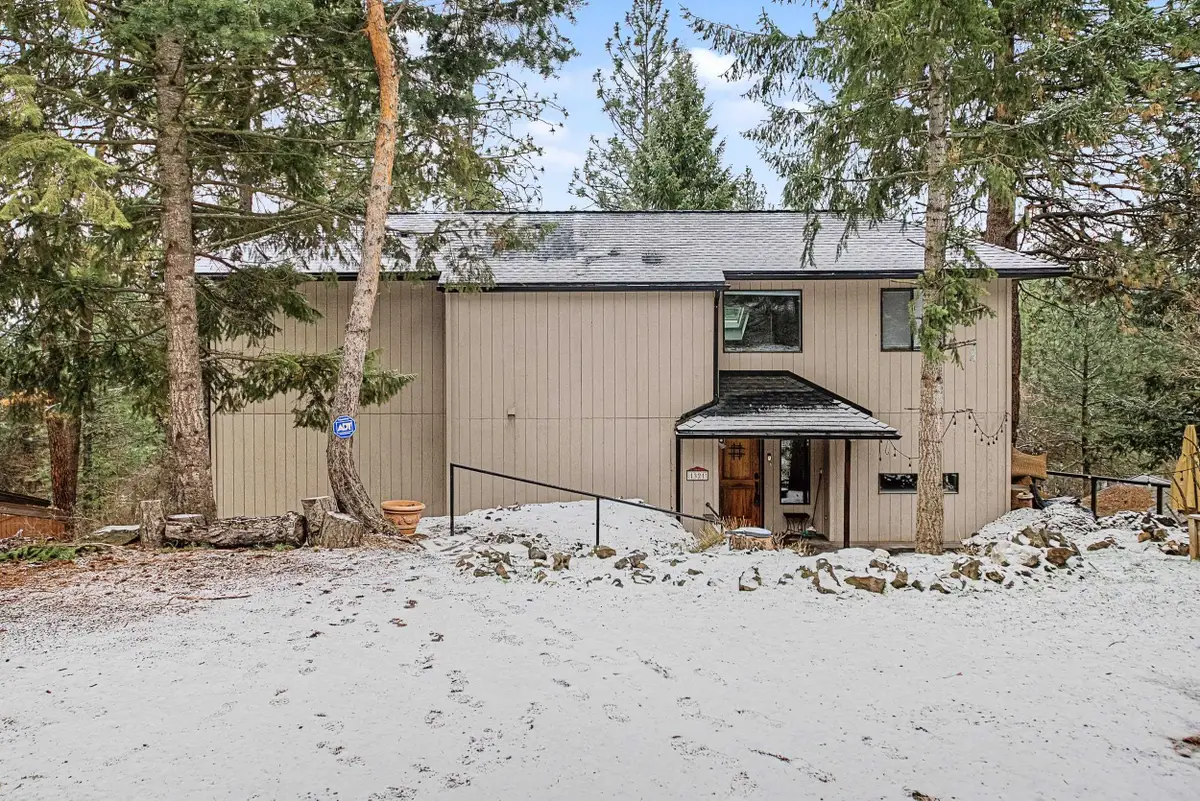 1321 S Azalea Dr, Spokane, WA 99224 - Image #1