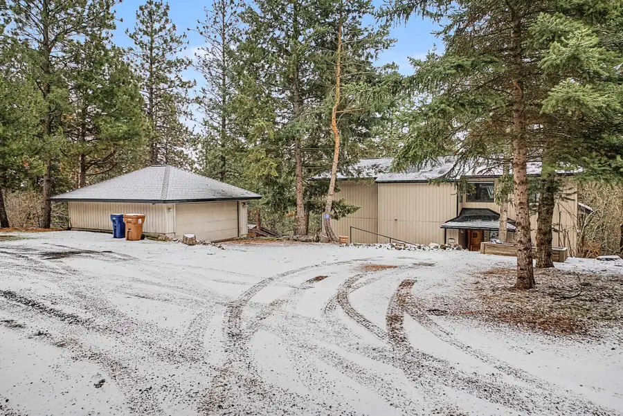 1321 S Azalea Dr, Spokane, WA 99224 - Image #2