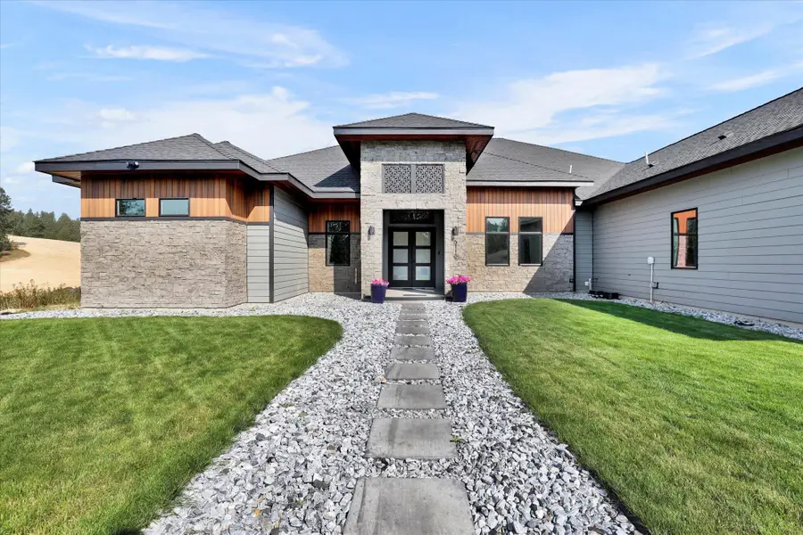 5110 W Hayden Ln, Spokane, WA 99208 - Image #2