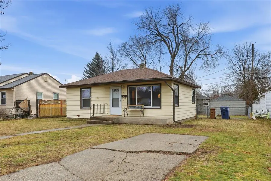 513 E Dave Ct, Spokane, WA 99207 - Image #2