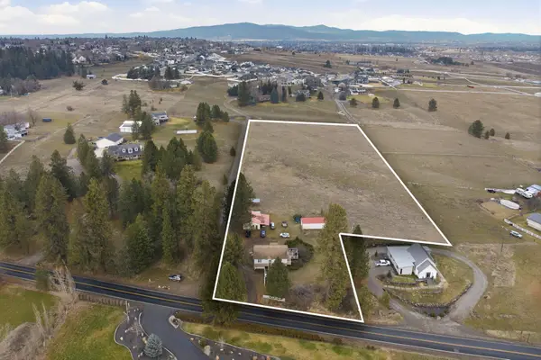 18105 E 32nd Ave, Greenacres, WA 99016