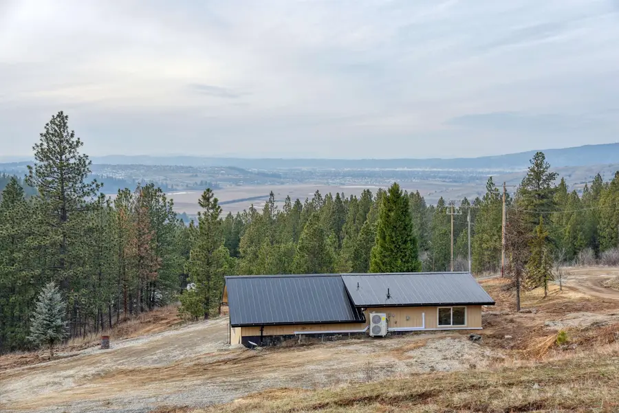 23422 E Henry Rd Rd, Greenacres, WA 99016 - Image #2