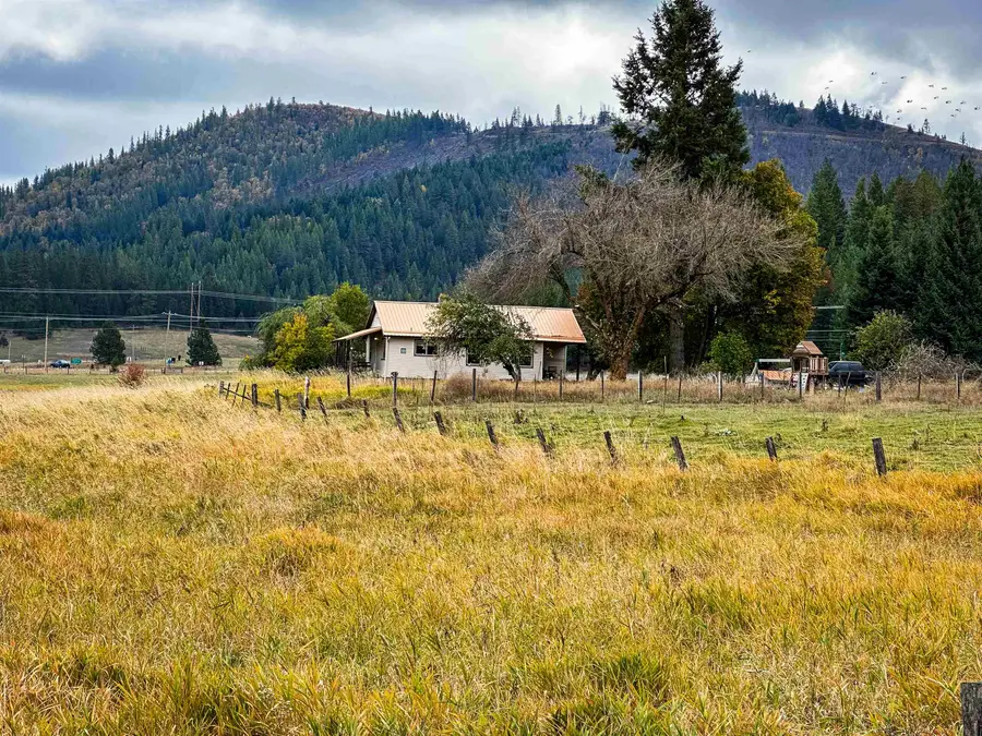 320871 Highway 2, Newport, WA 99156 - #2