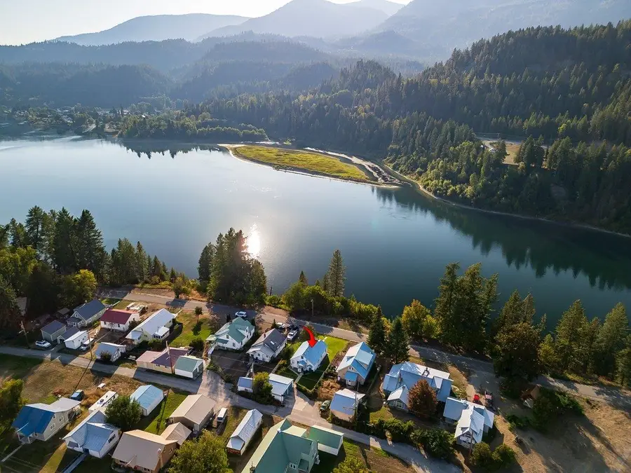 409 Pend Oreille Blvd, Metaline Falls, WA 99153 - #2