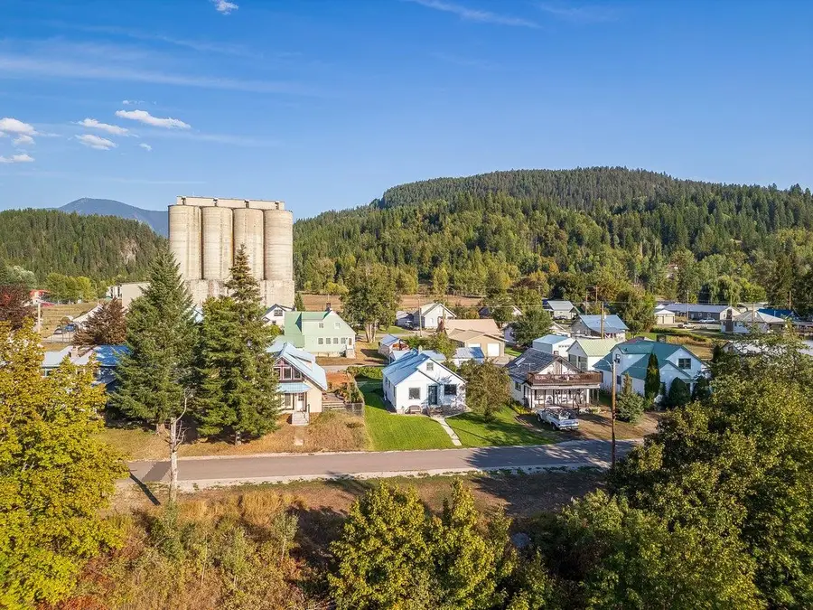 409 Pend Oreille Blvd, Metaline Falls, WA 99153 - #3