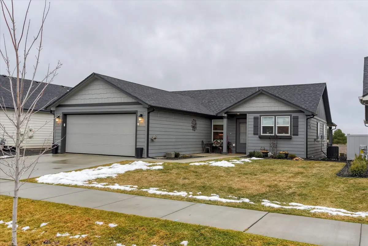 1912 E C St, Deer Park, WA 99006 - Image #1