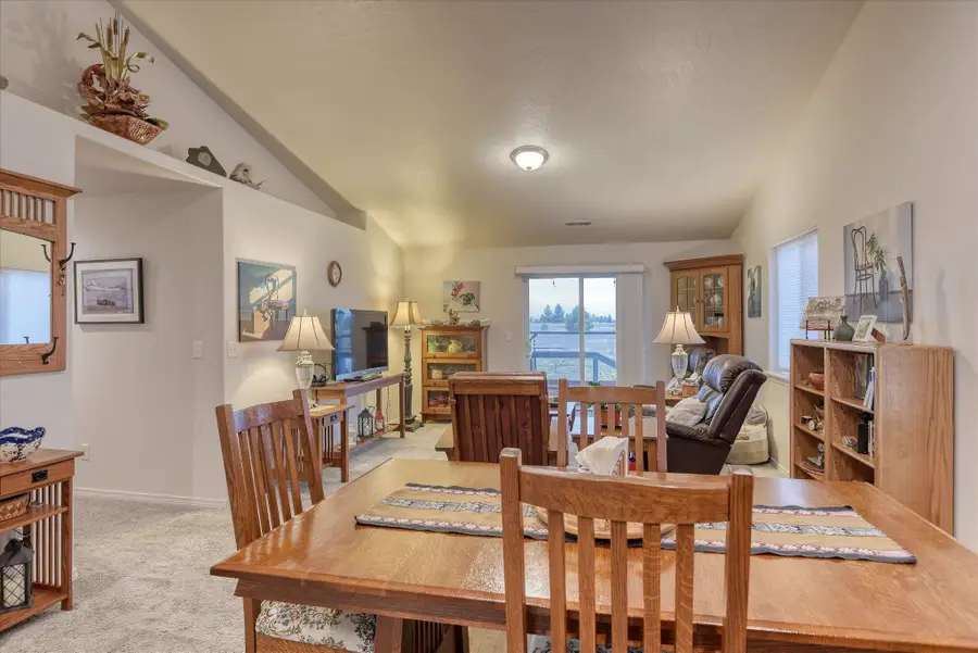 1912 E C St, Deer Park, WA 99006 - Image #2