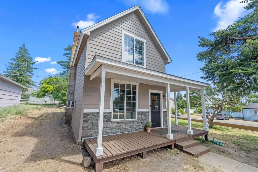 312 Marshall St, Davenport, WA 99122 - #2