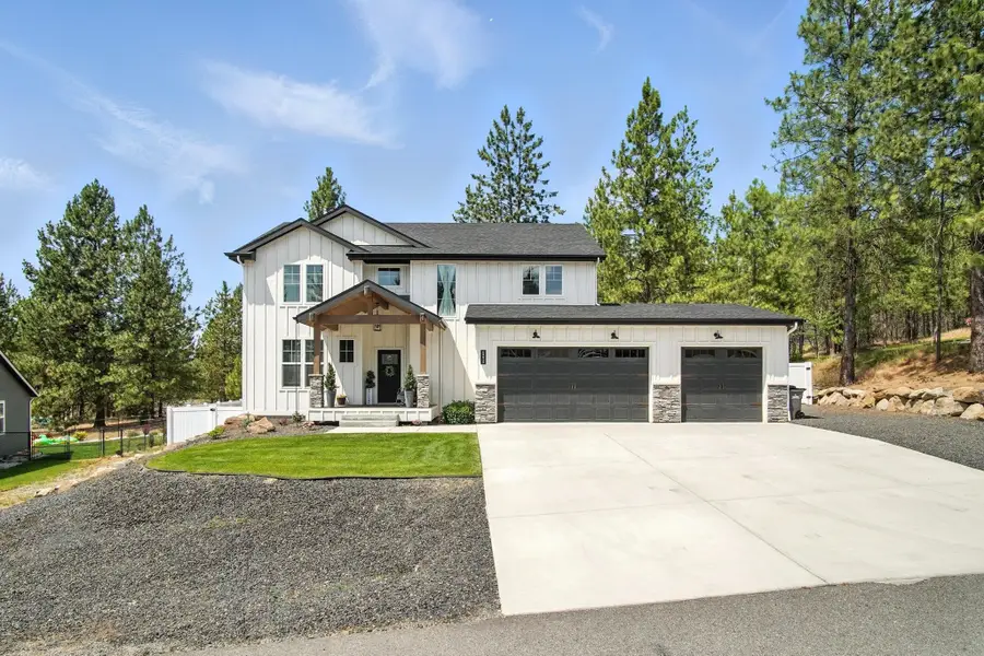60849 Westview Dr, Nine Mile Falls, WA 99026 - #2