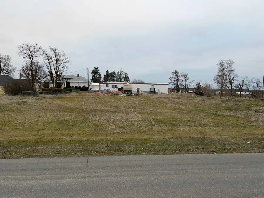 718 W 1st St, Sprague, WA 99032 - #3