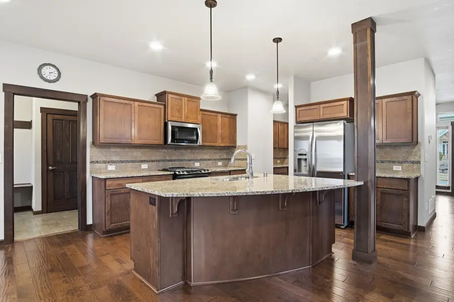 2120 S Selkirk Dr, Spokane Valley, WA 99016 - #2