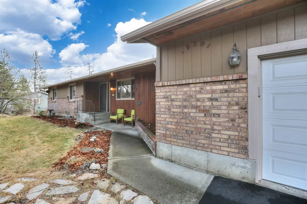 12301 W Sunridge Dr, Nine Mile Falls, WA 99026 - #1