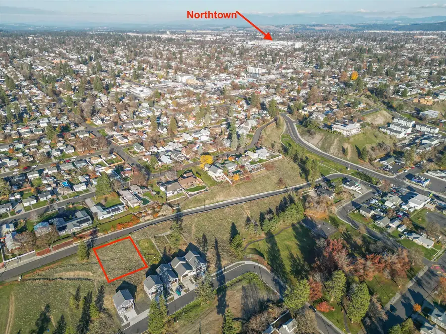 1229 W Courtland Ave, Spokane, WA 99205 - #3
