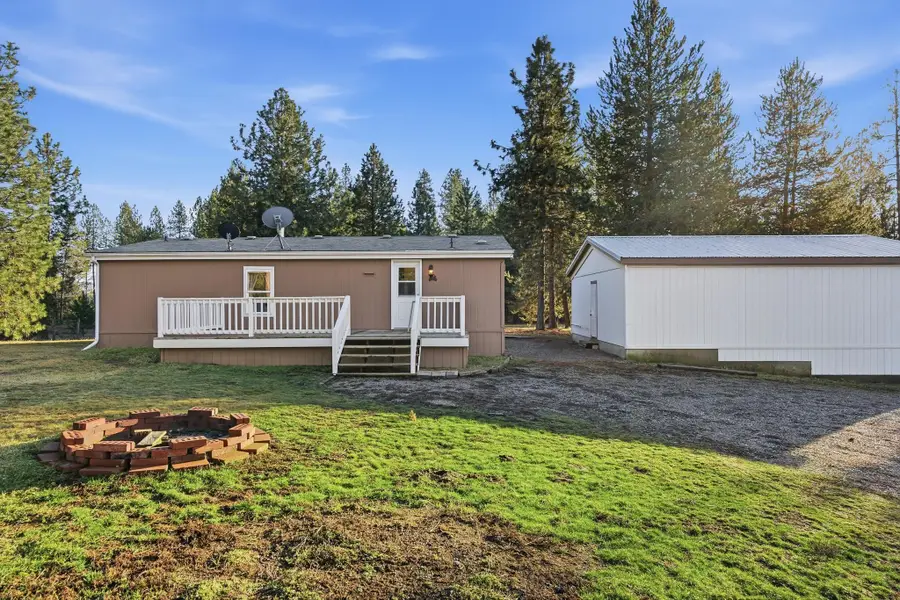 6615 E Valley Ln, Elk, WA 99009 - #3