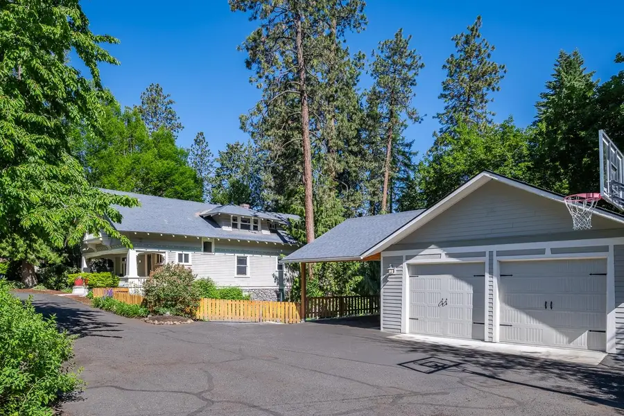 917 E 20th Ave, Spokane, WA 99203 - #3
