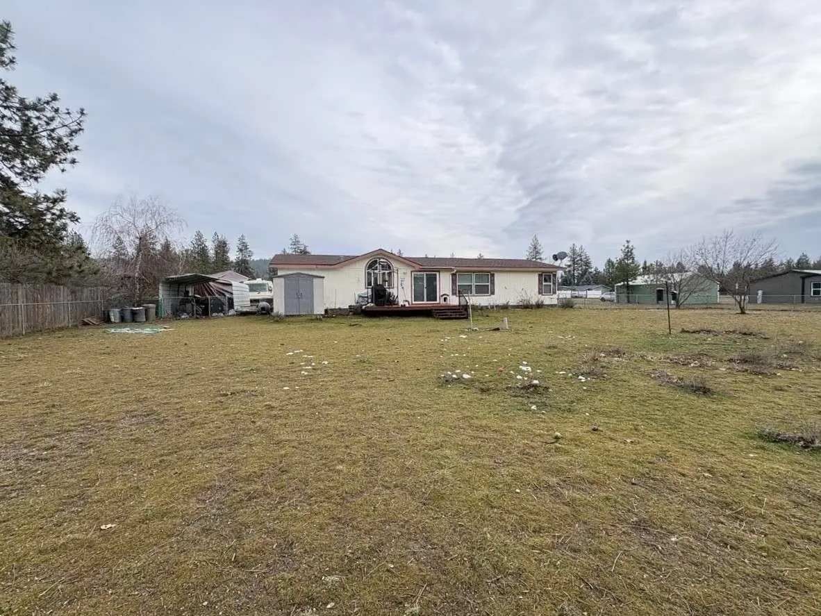 6437 N Dover Rd, Nine Mile Falls, WA 99026 - #1