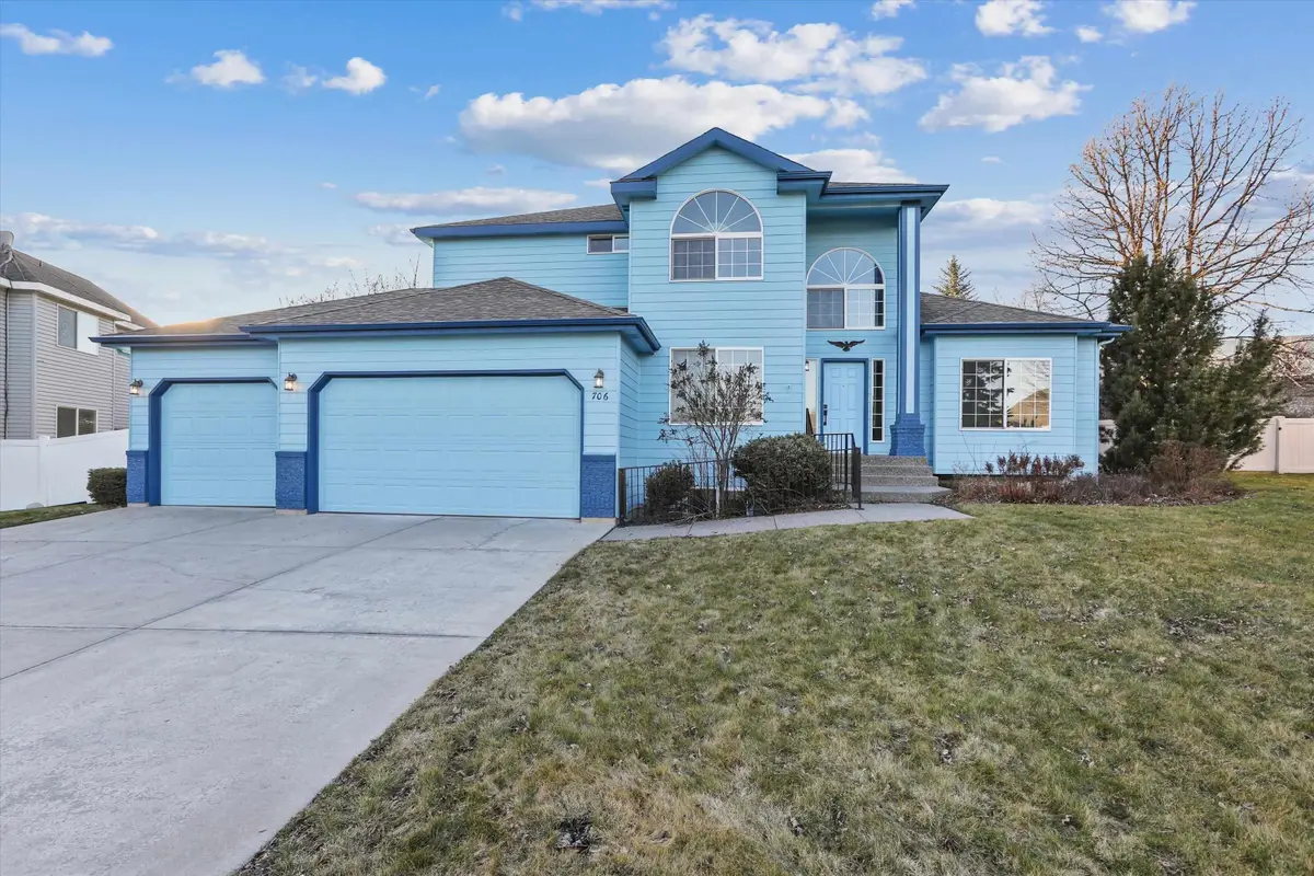 706 S Shelley Lake Ln, Spokane Valley, WA 99037 - #1