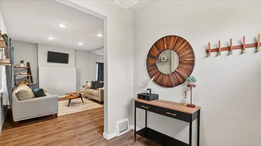 2009 W Carlisle Ave, Spokane, WA 99205 - #3