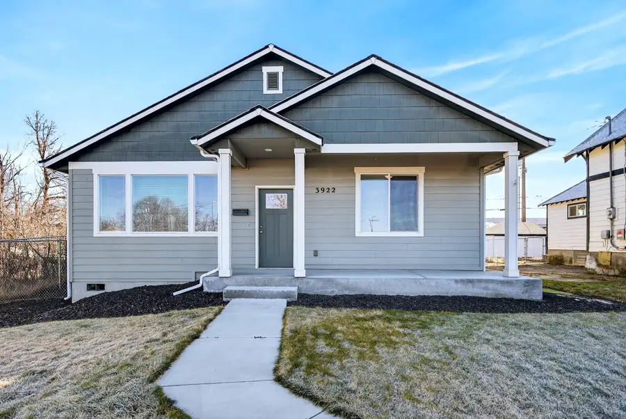 3922 N Maple St, Spokane, WA 99205 - #2