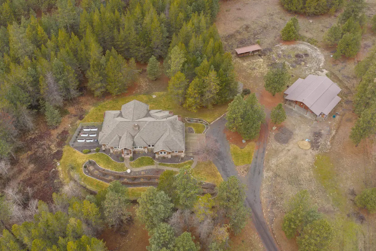 21615 N Green Pine Ln, Colbert, WA 99005-9093 - #1