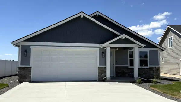 1255 N High Desert Dr, Deer Park, WA 99006