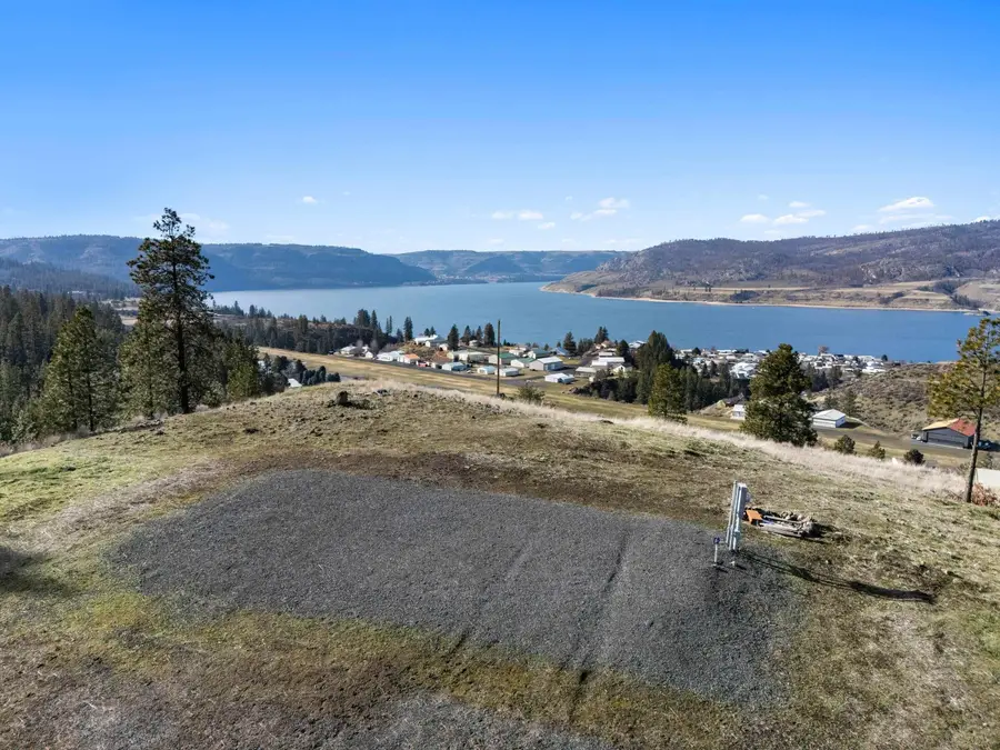 30425 River Bend Ln E, Davenport, WA 99122 - #3