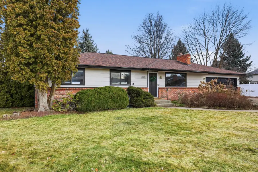 2215 E 58th Ct, Spokane, WA 99223 - #3