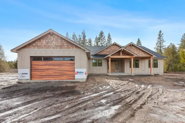 1879 W Goldfinch Ln, Deer Park, WA 99006