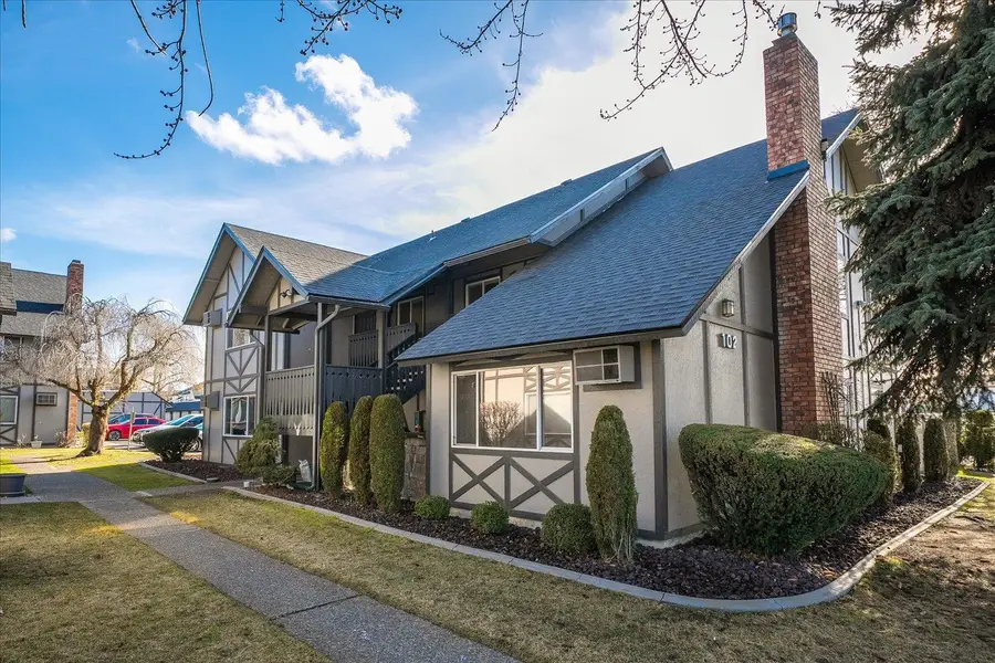 102 E Weile Ave #4, Spokane, WA 99208 - #2