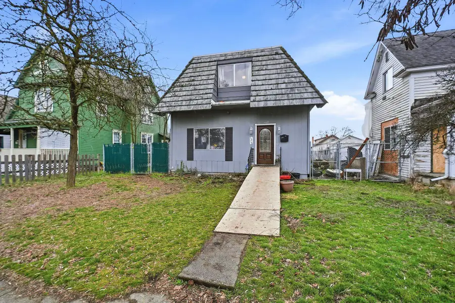 1213 W Maxwell Ave, Spokane, WA 99201 - #2