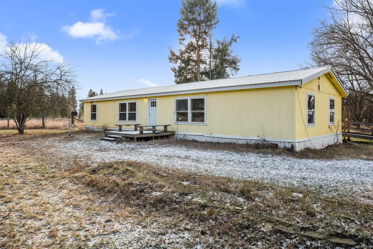 30907 N Hardesty Rd, Chattaroy, WA 99003 - #1