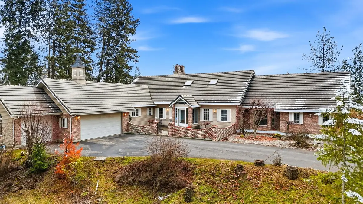 21727 N Vista Cir, Colbert, WA 99005 - #1